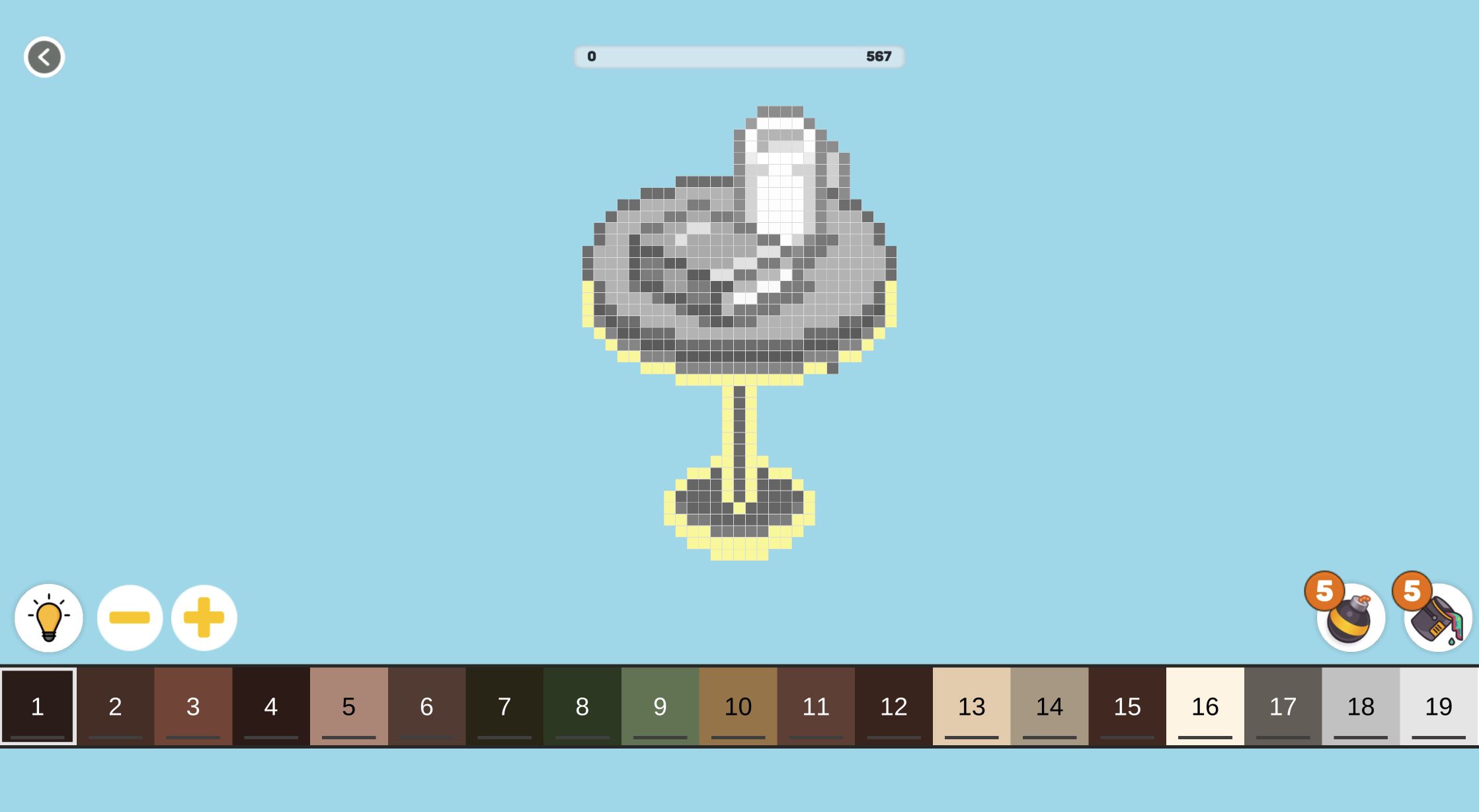 Grayscale 567-cell pedestal table project with a numbered color palette along the bottom
